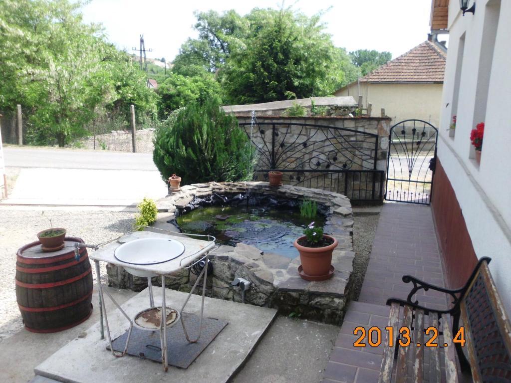 Bed and Breakfast Benyei Fogado Panzio Es Etterem Erdőbénye Exterior foto