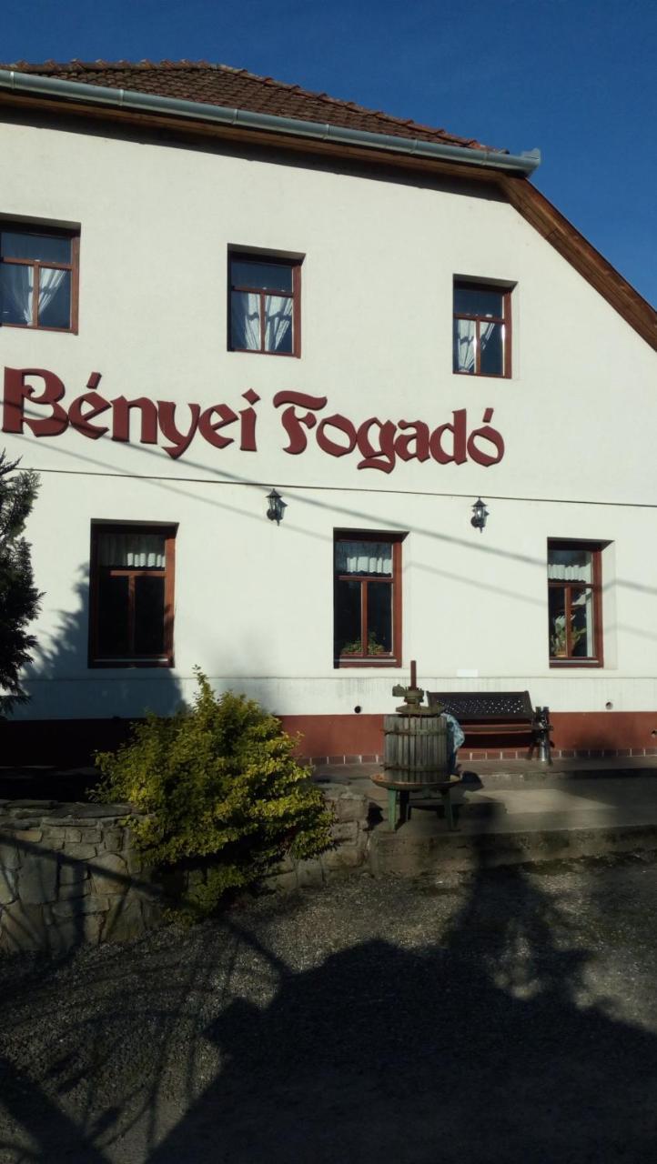 Bed and Breakfast Benyei Fogado Panzio Es Etterem Erdőbénye Exterior foto